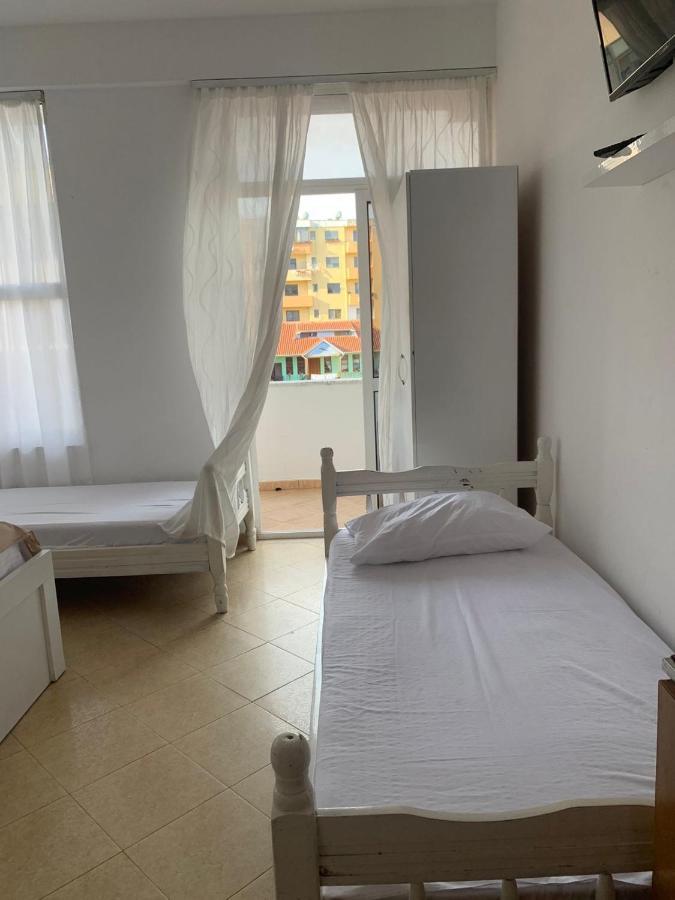 Elio'S Room Durres Exterior photo