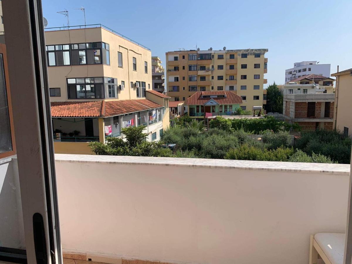 Elio'S Room Durres Exterior photo